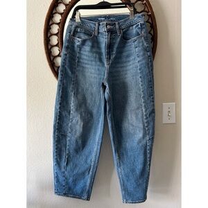 Old navy barrel jeans high rise medium wash size 8